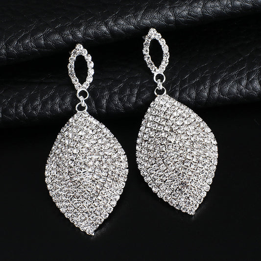 Fashionable Women's Earrings with Rhinestone Design E615